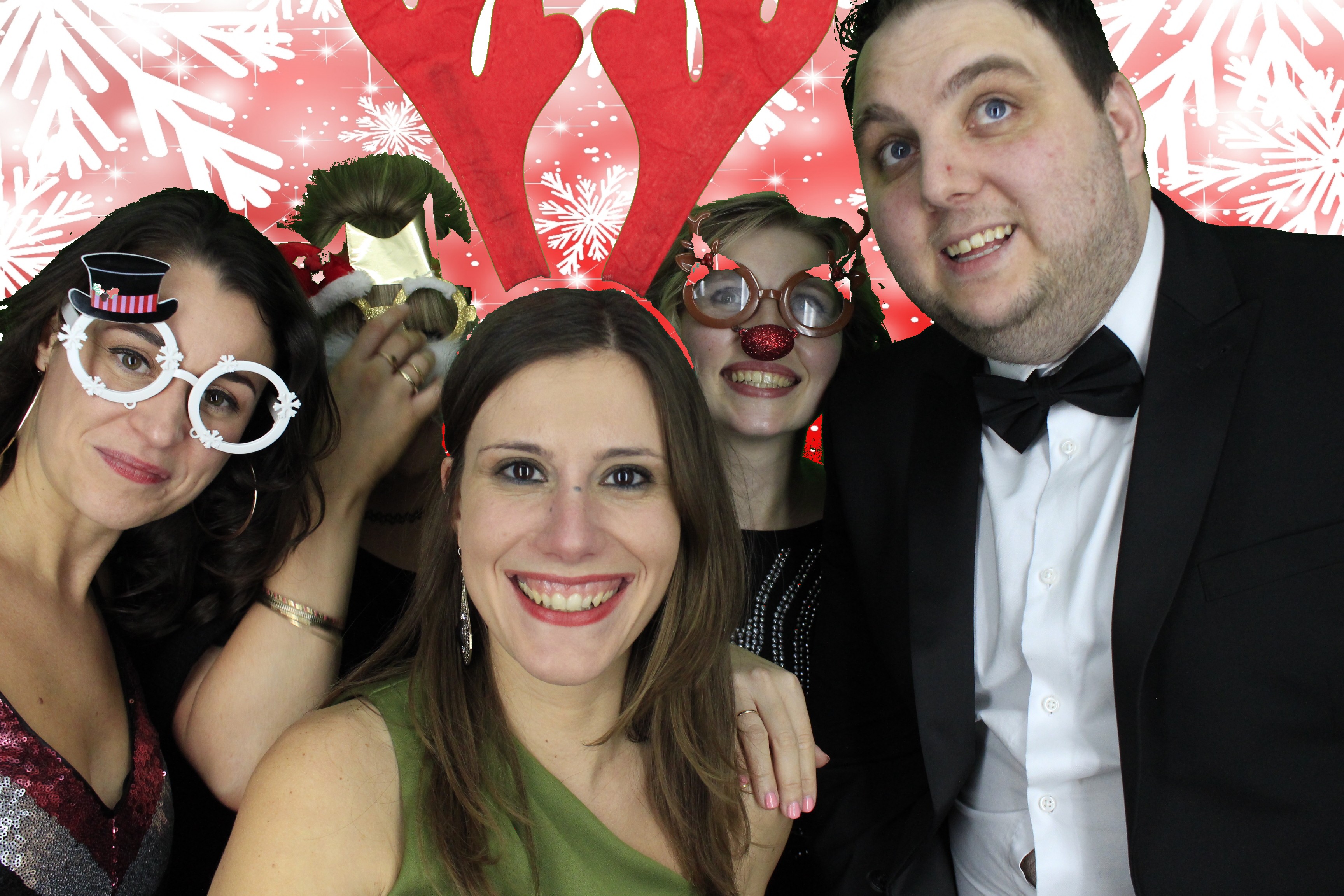 Acosta Europe Christmas Party 2018 | View more photos from the event at gallery.myphotoboothexperience.co.uk/u/MyPhotoBoothExperienceLtd/Acosta-Europe-Christmas-Party-2018